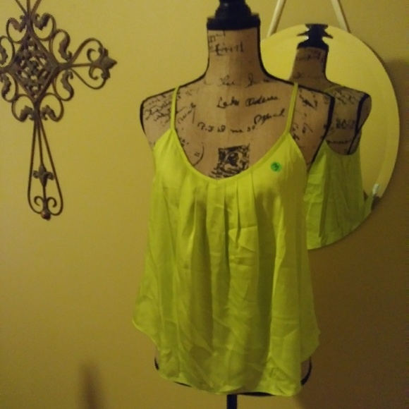 Tank - Picture 2 of 3